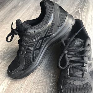 ASIC shoes